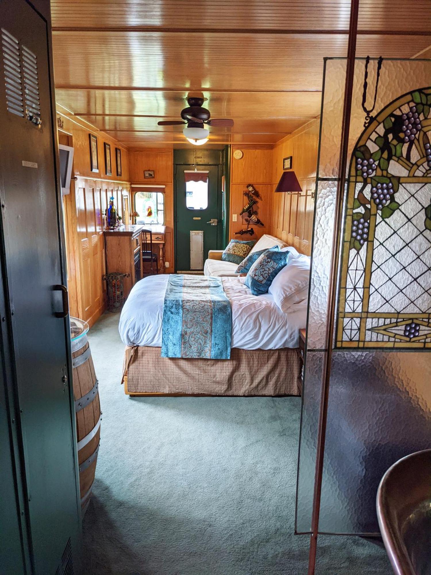 Olympic Railway Inn Sequim Ruang foto